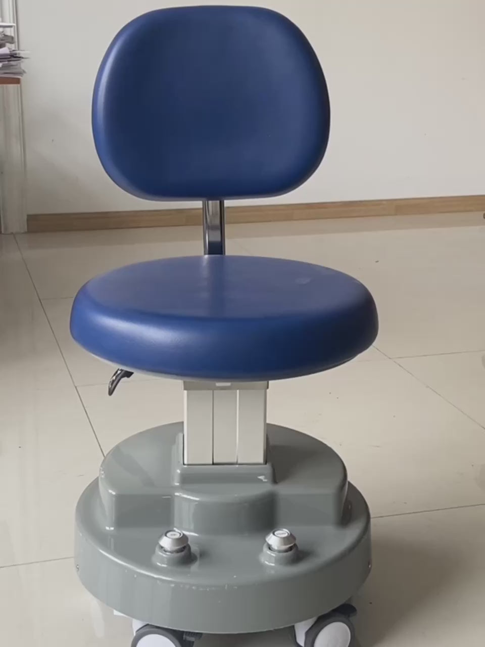 DTL-ZY-14 electric surgeon's stool product video